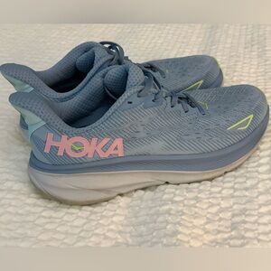 Hoka Clifton 9 Women's Athletic Shoes in Blue and Pink